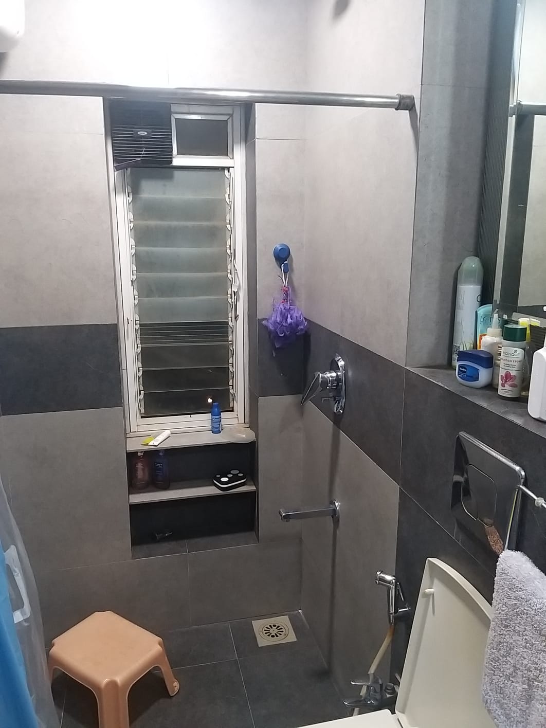 15 - New Blue Heaven Society, Andheri West