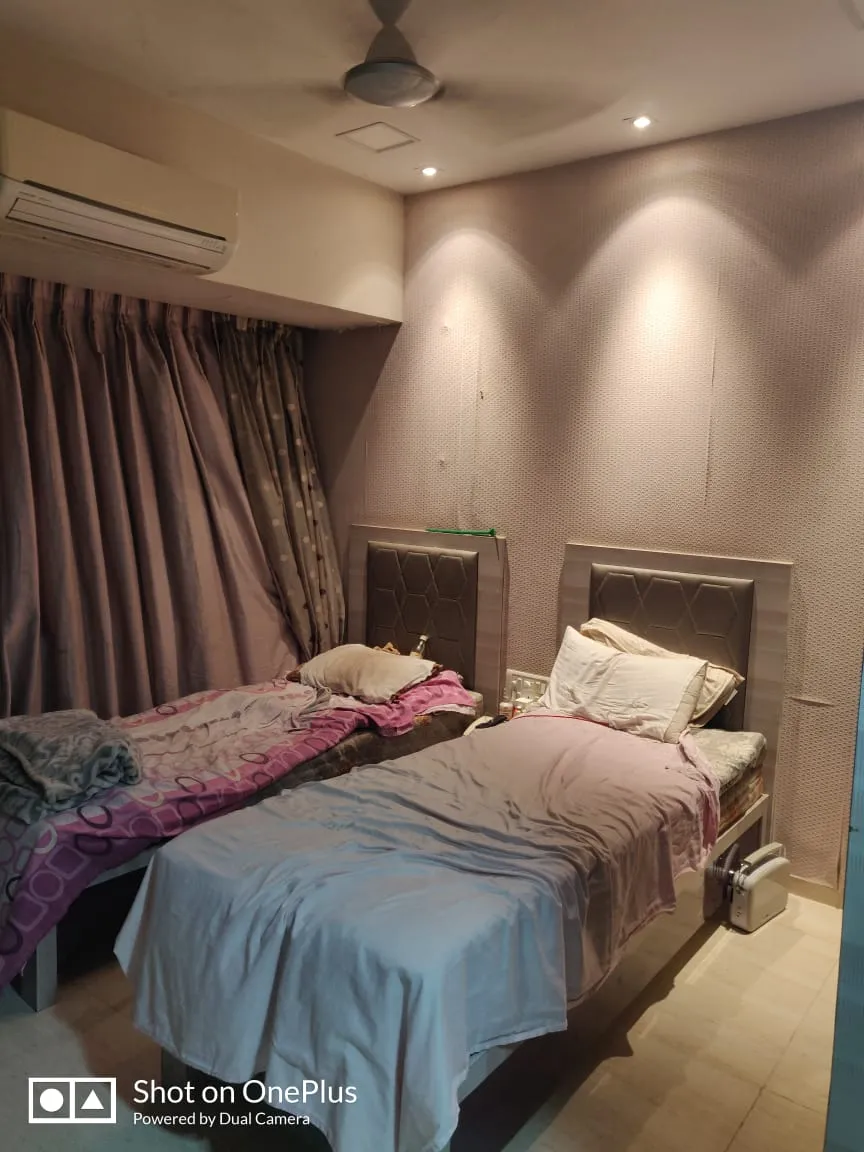 2 BHK Flats for Sale in Shirin Apartment, Tardeo