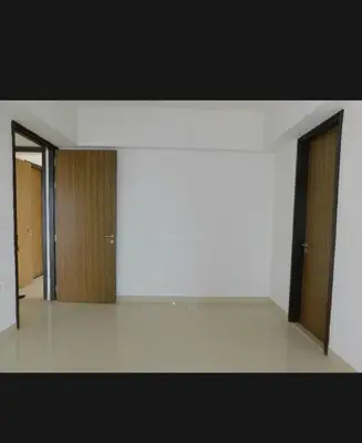 5 BHK Lodha Azzuro, Parel — for Rent — photo 14 thumbnail