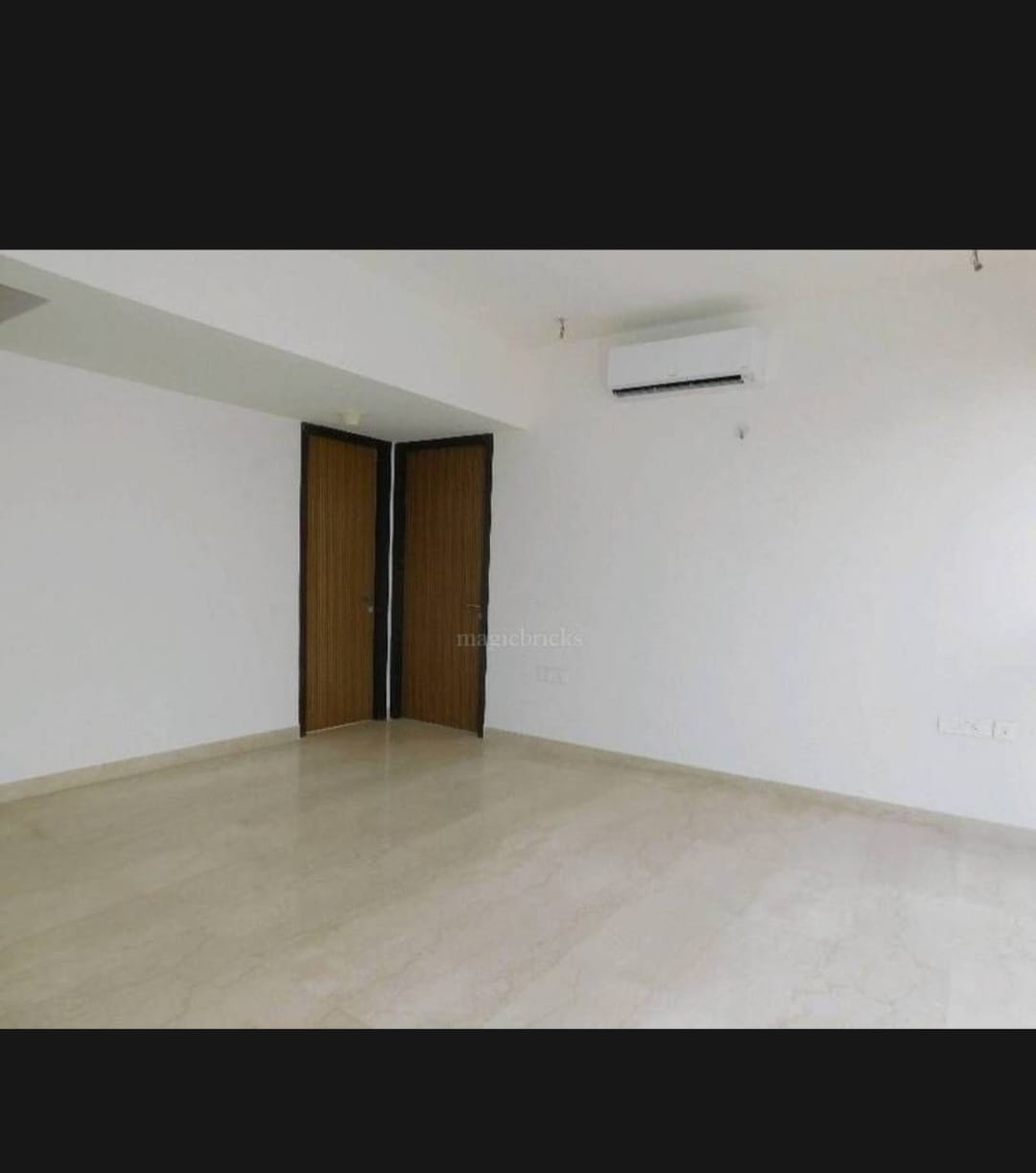 20 - Lodha Azzuro, Parel