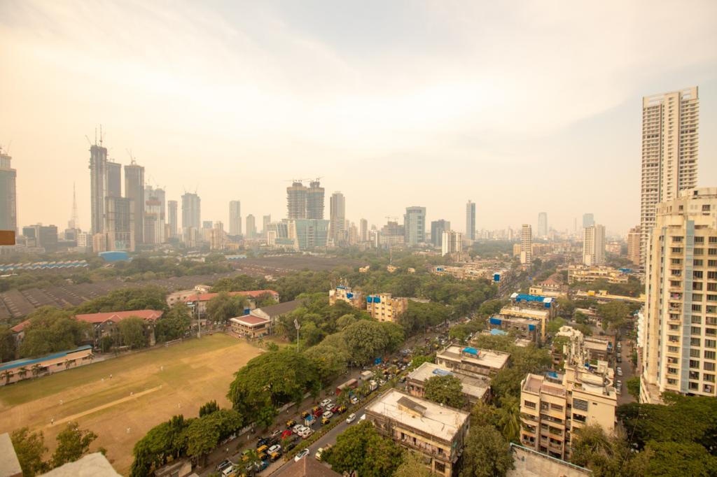 3 BHK Semi-Furnished in Mittal Aristo , Parel