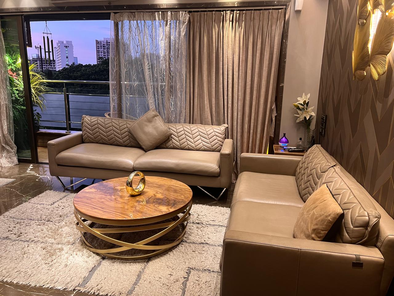 16 - Bhavya Supreme, Parel