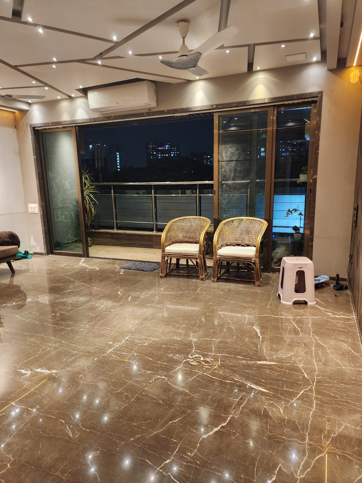 5 - Bhavya Supreme, Parel