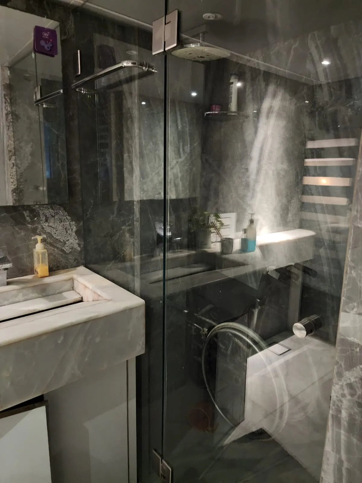 3 BHK Flats for Sale in Bhavya Supreme, Parel