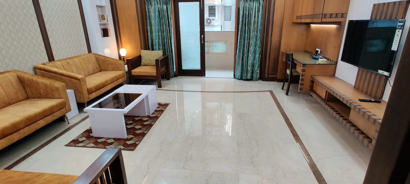 3 BHK Flats on Rent in Moti Mahal, Churchgate