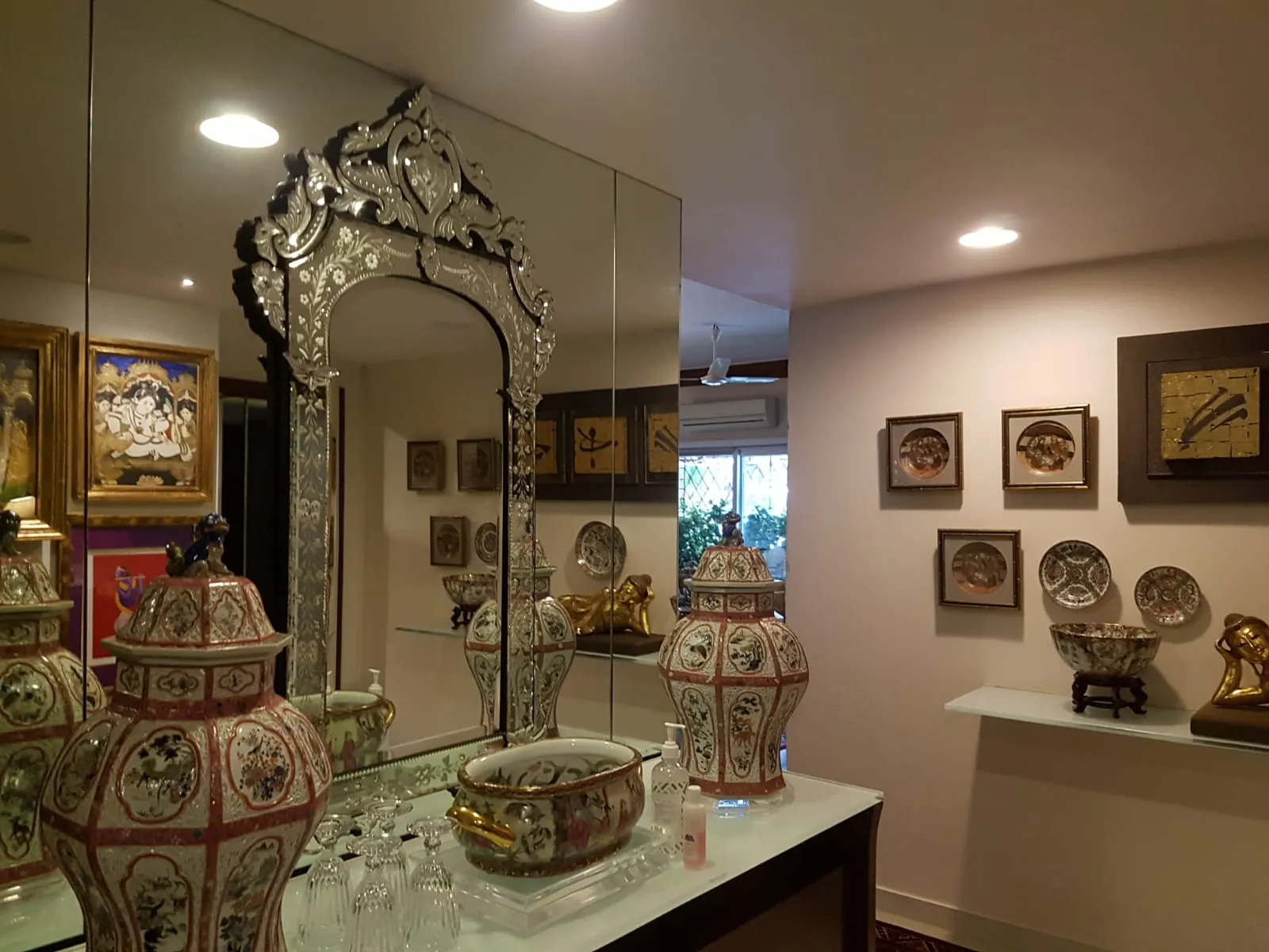 2½ BHK Flats for Sale in Prabhu Kutir Apartment, Altamount Road