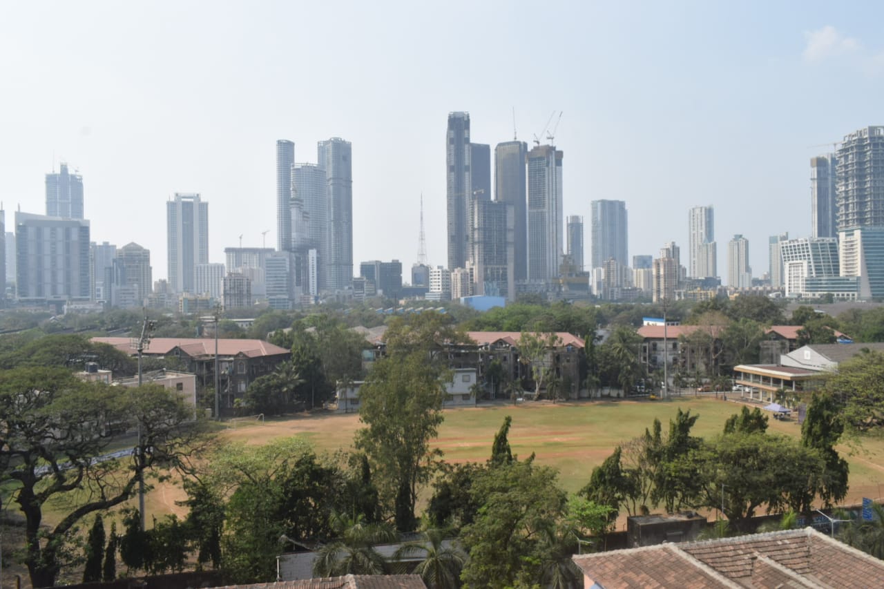 9 - Mittal Aristo, Parel