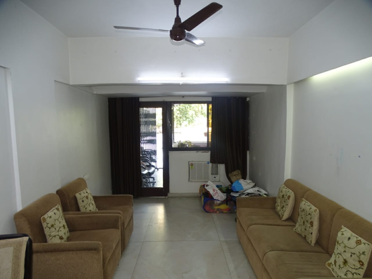 12 - Greenfields Society, Andheri West