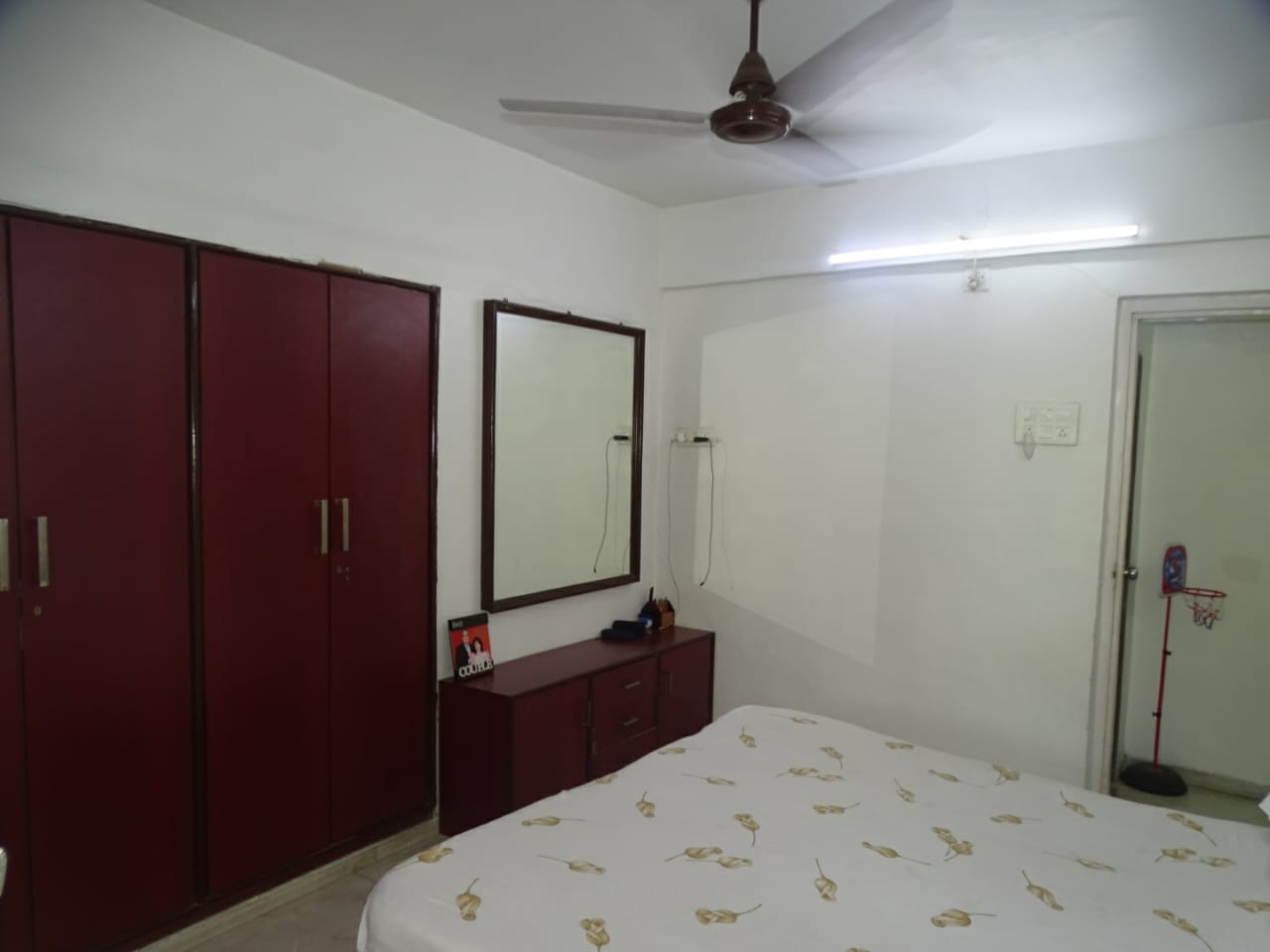 8 - Greenfields Society, Andheri West