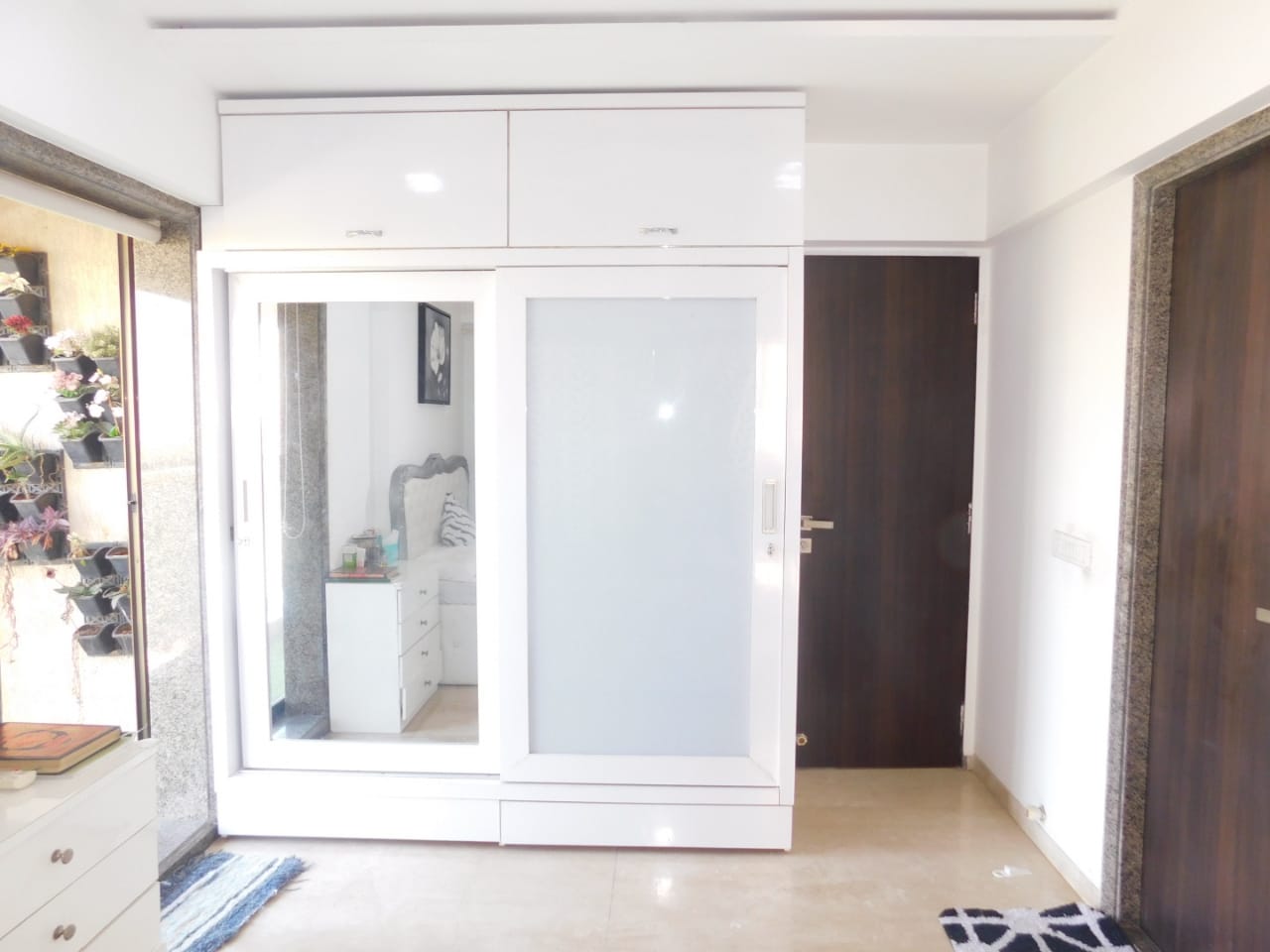 12 - Neminath Luxeria, Andheri West