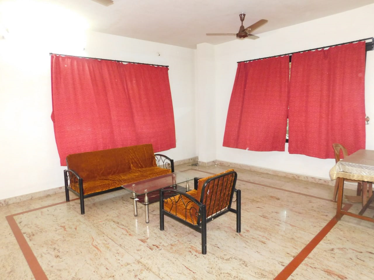 10 - Indira Sadan, Santacruz East