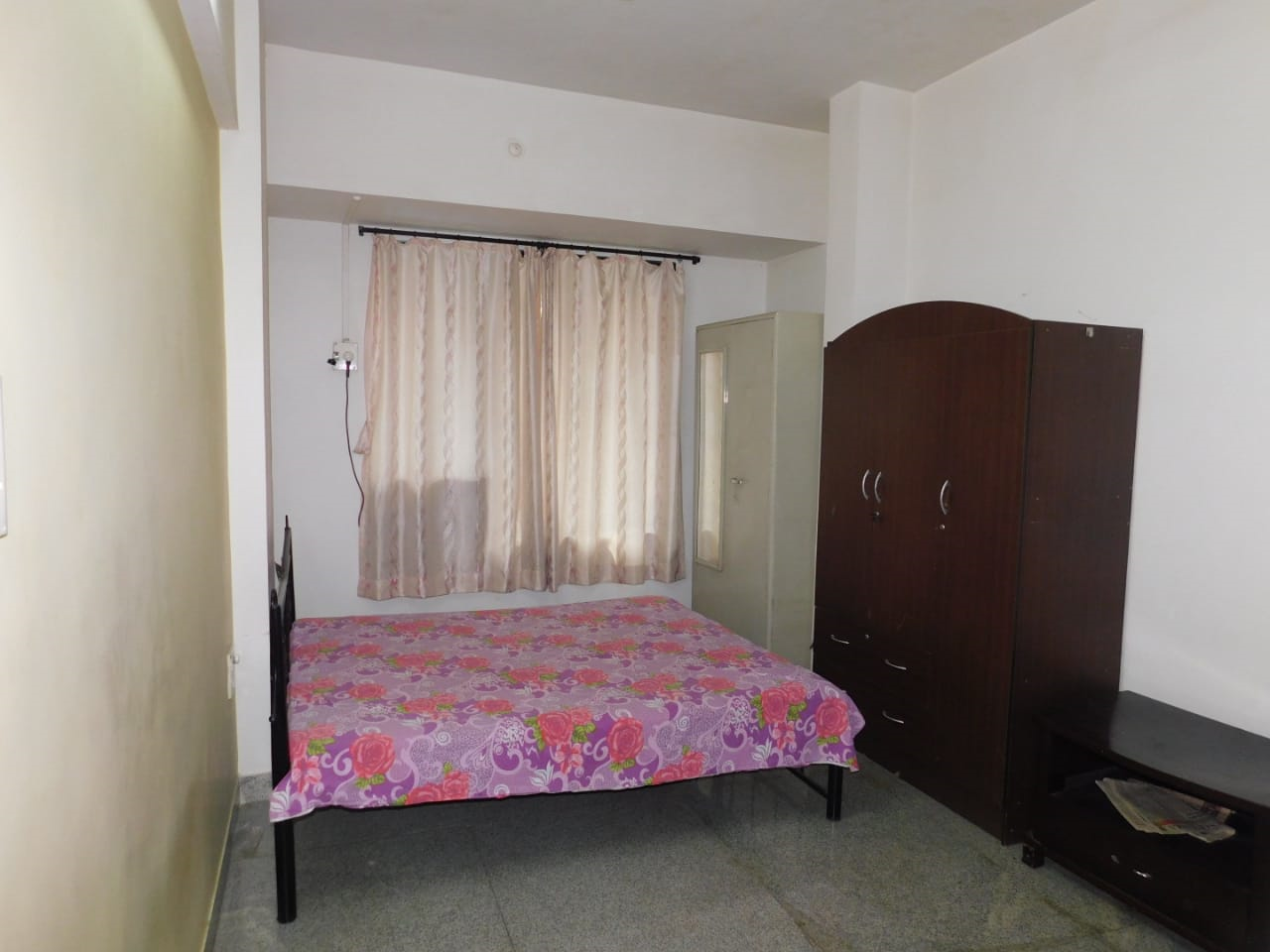 15 - Indira Sadan, Santacruz East