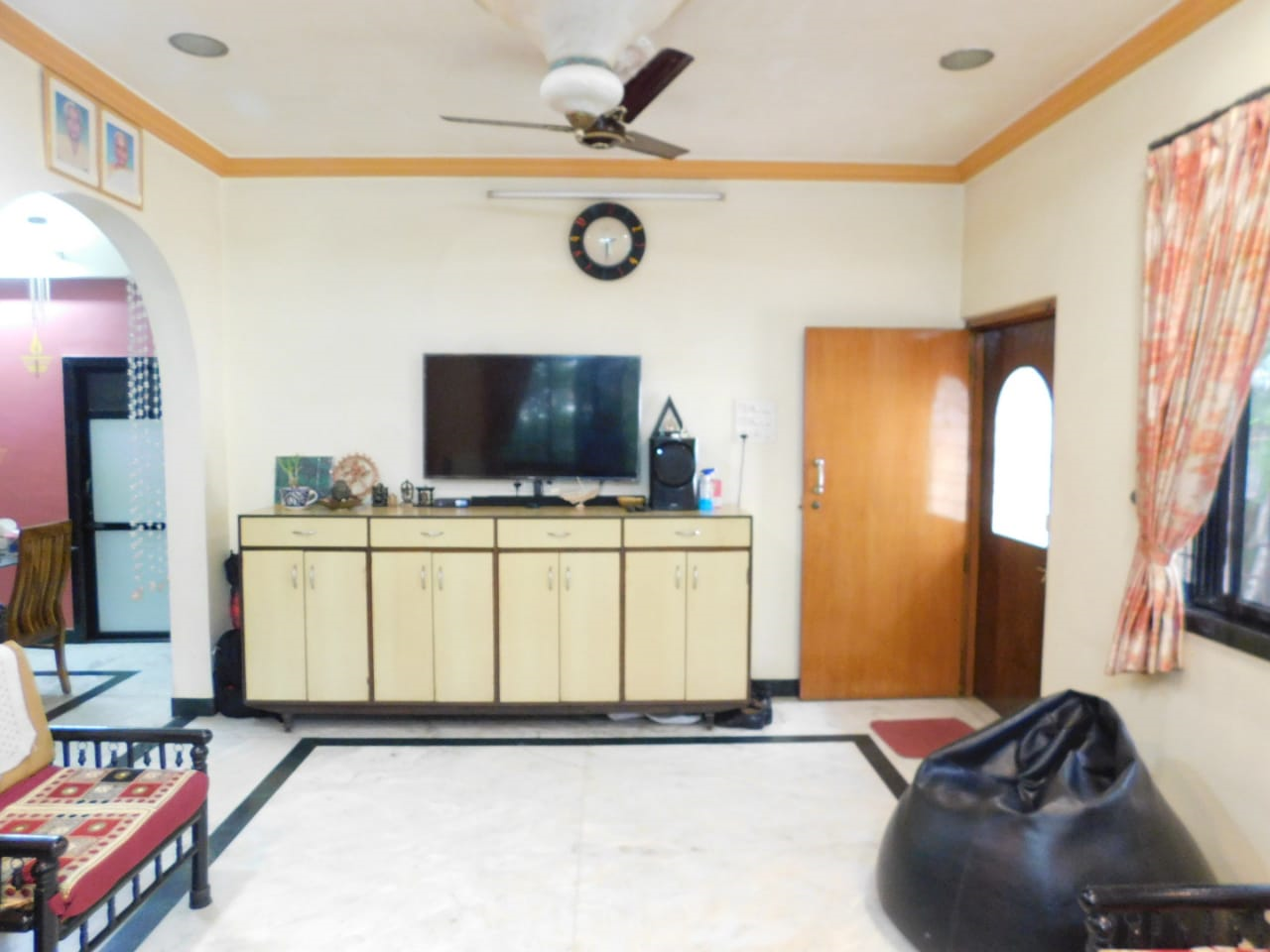 6 BHK Flats for Sale in Indira Sadan, Santacruz East