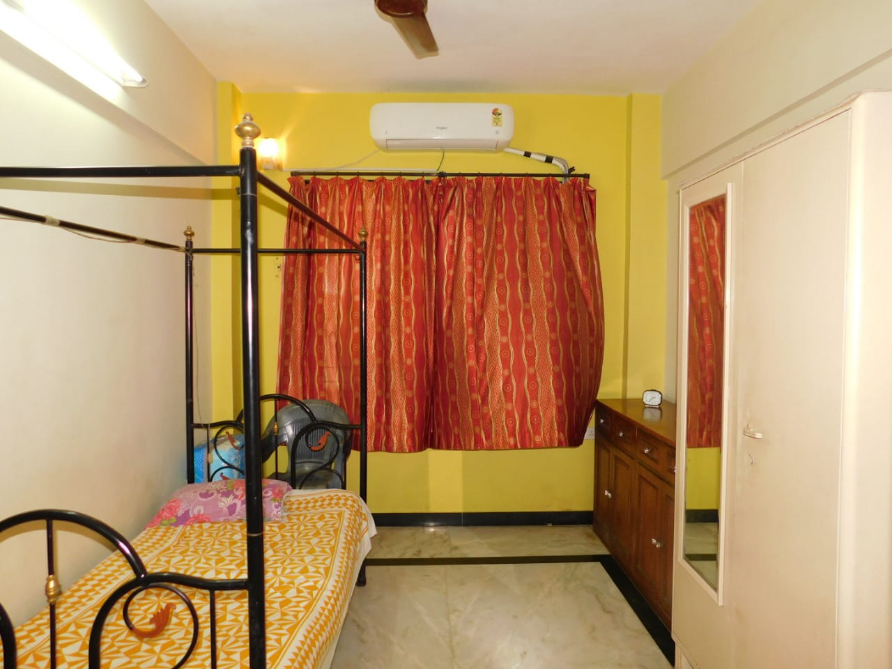 6 - Indira Sadan, Santacruz East
