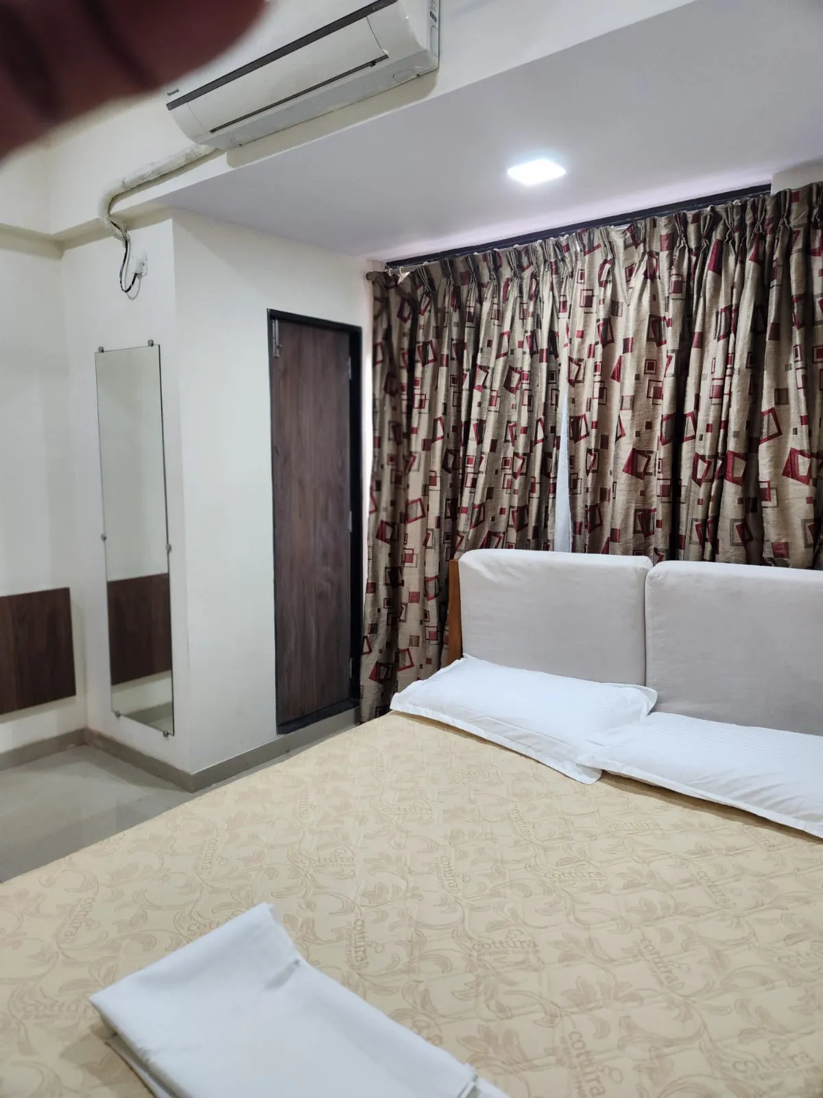 2 BHK Flats on Rent in Jay Prabhat Chs, Andheri West