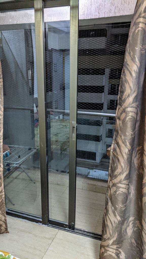 2 BHK Semi Furnished in HDIL Metropolis , Andheri West