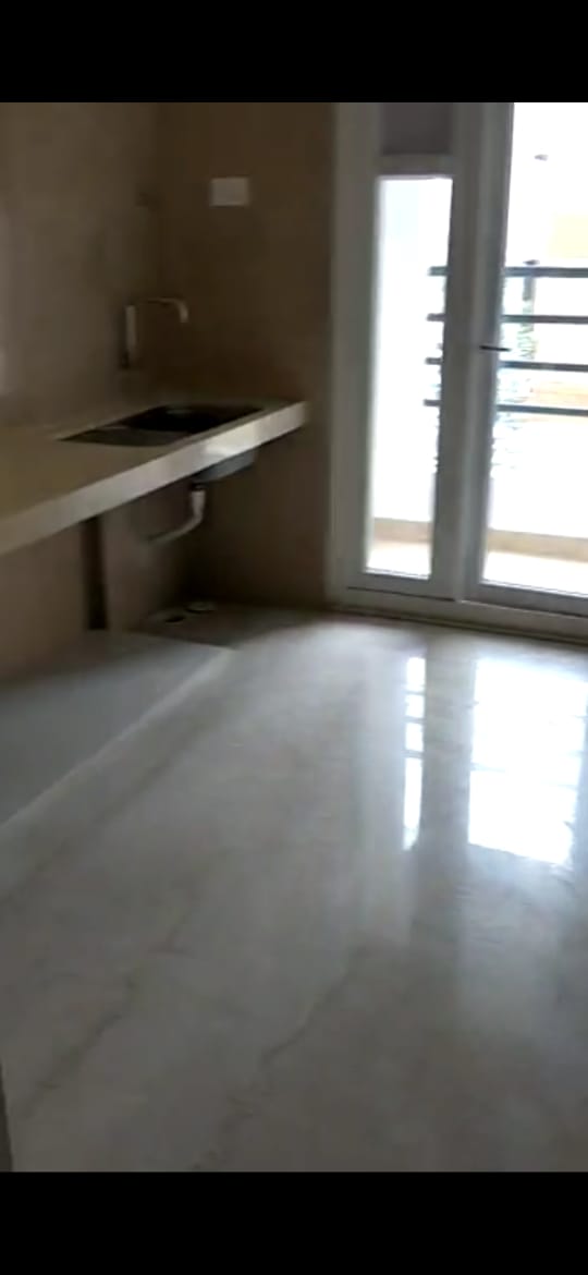 2 BHK Flats for Sale in Kanakia Paris, Bandra East
