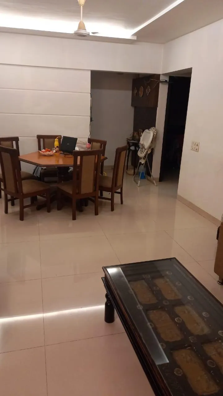 3 BHK Flats for Sale in Arsha Villa, Santacruz West