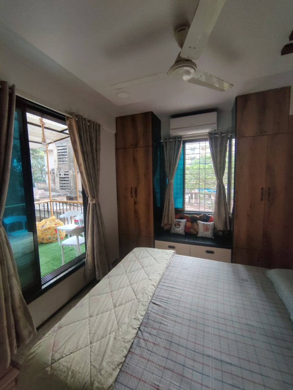 52 - Aashirwad Chs, Andheri West