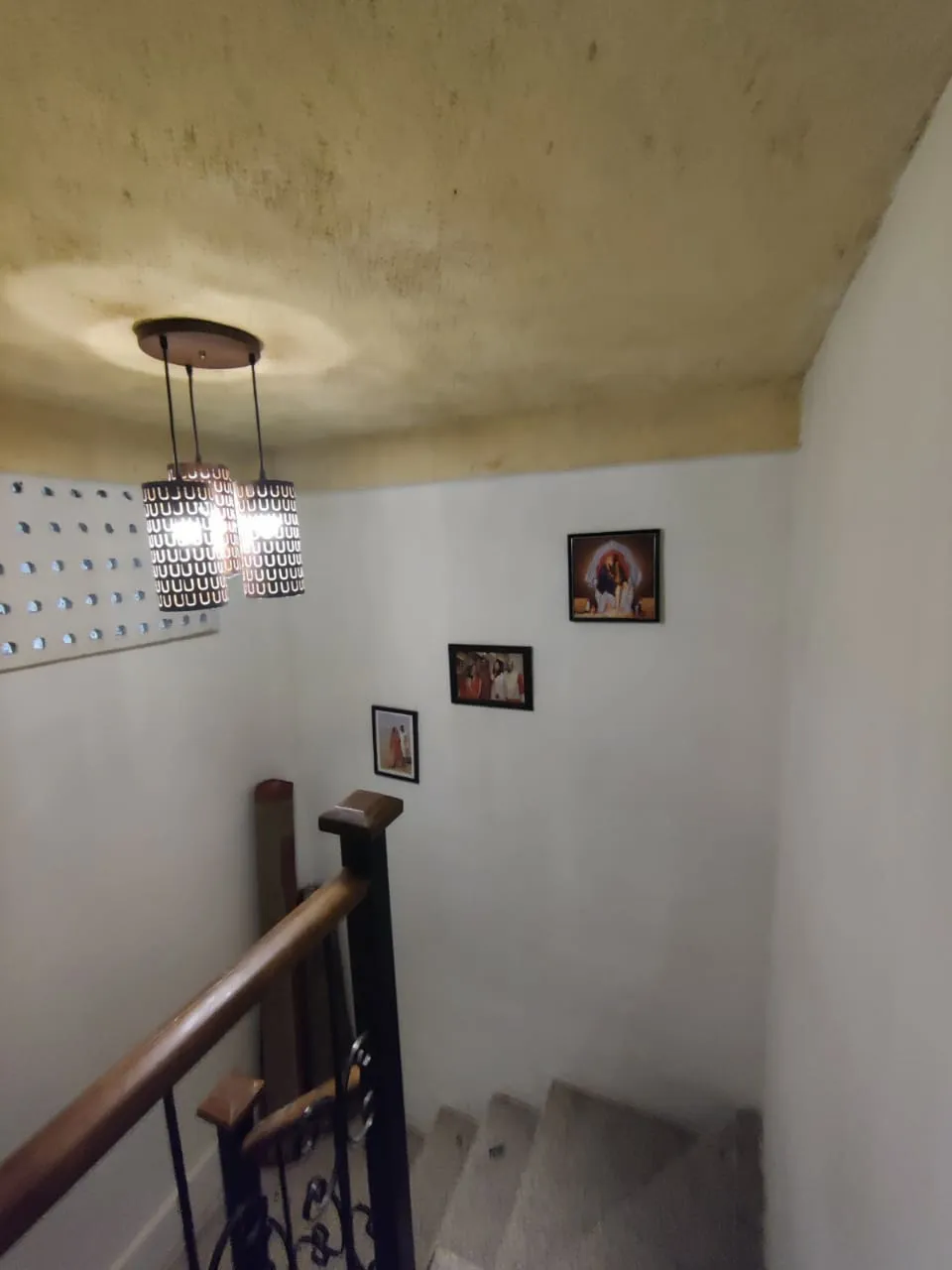 2 BHK Flats for Sale in Aashirwad CHS, Andheri West