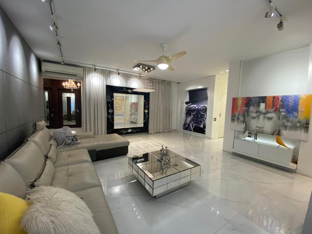 11 - Oberoi Springs, Andheri West