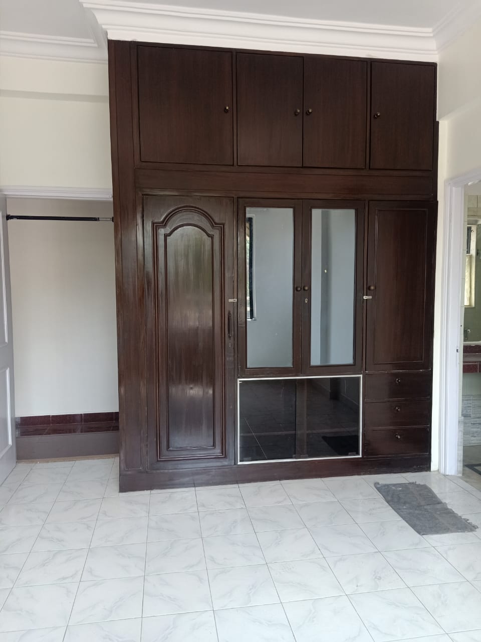 3 BHK Vigyanshila Co-op Housing Society, Andheri West — for Rent — photo 12