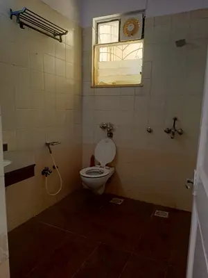 3 BHK Vigyanshila Co-op Housing Society, Andheri West — for Rent — photo 6 thumbnail
