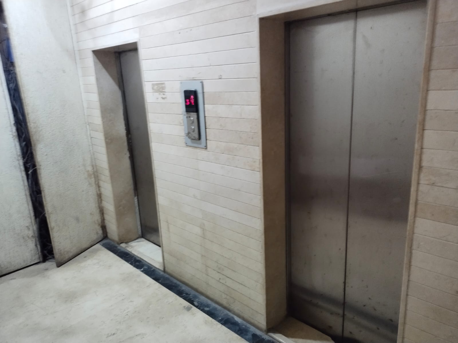 Office Space Offices on Rent in Centre Square Business Park, Andheri West