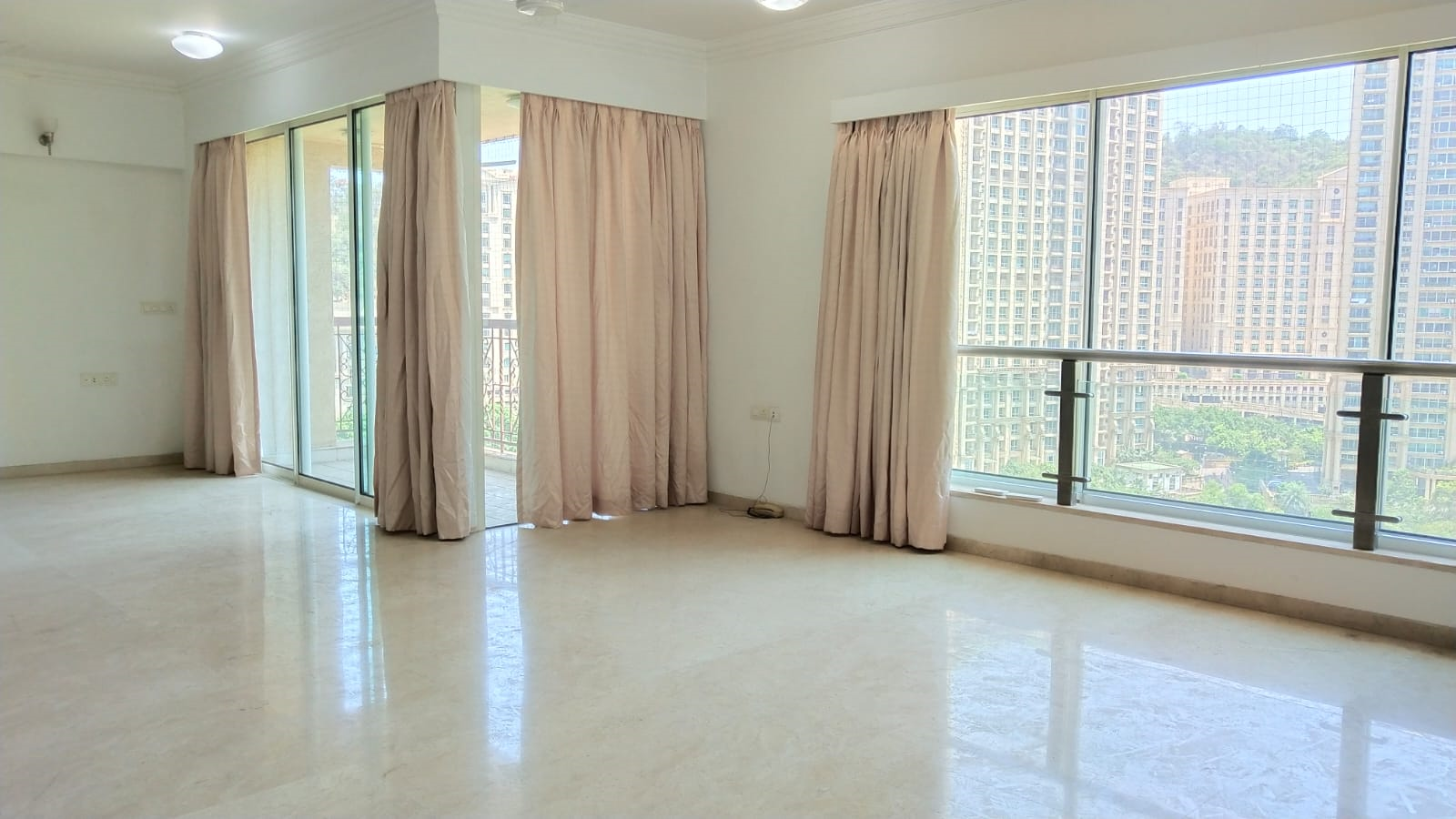 3 BHK Flats for Sale in Glen Dale, Powai