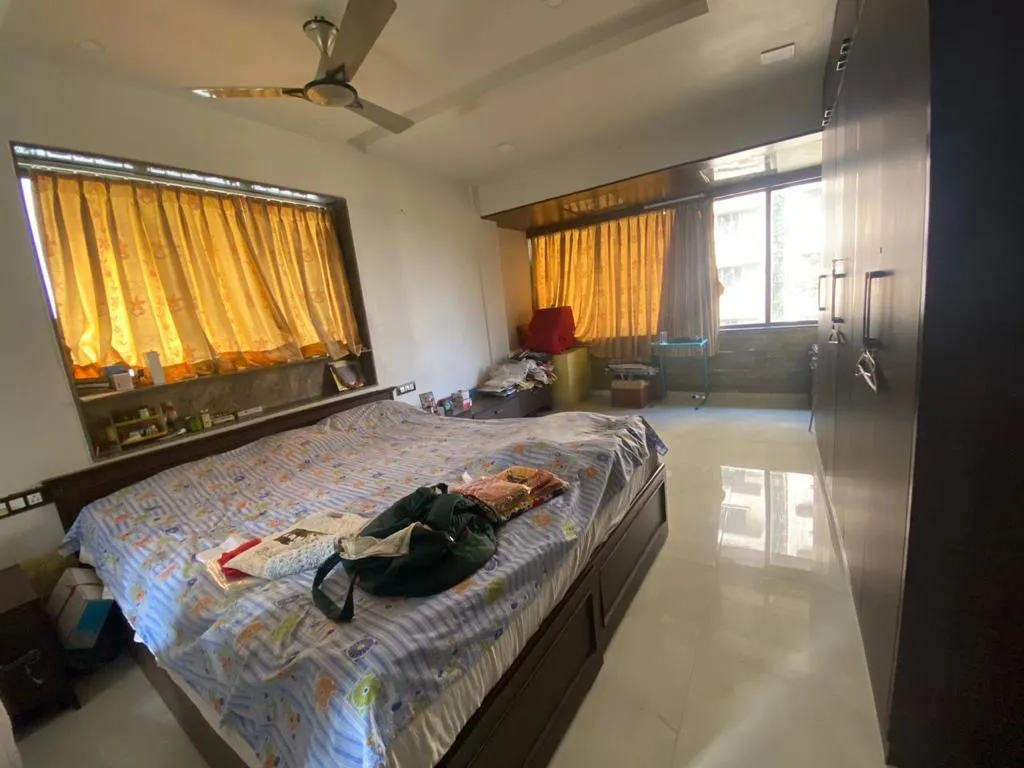 5 BHK Flats for Sale in New Shree Sagar, Nepeansea Road