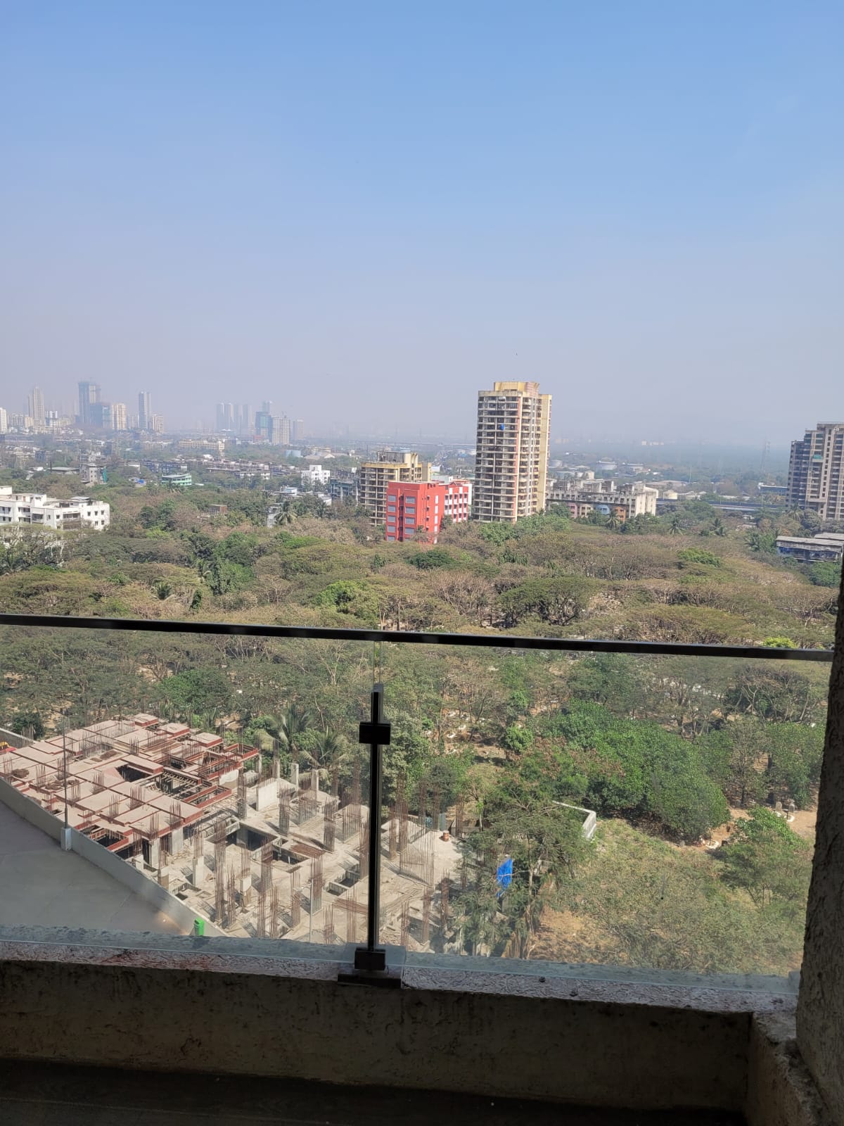 19 - L&T Crescent Bay, Parel