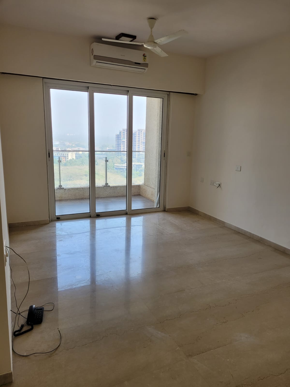 24 - L&T Crescent Bay, Parel