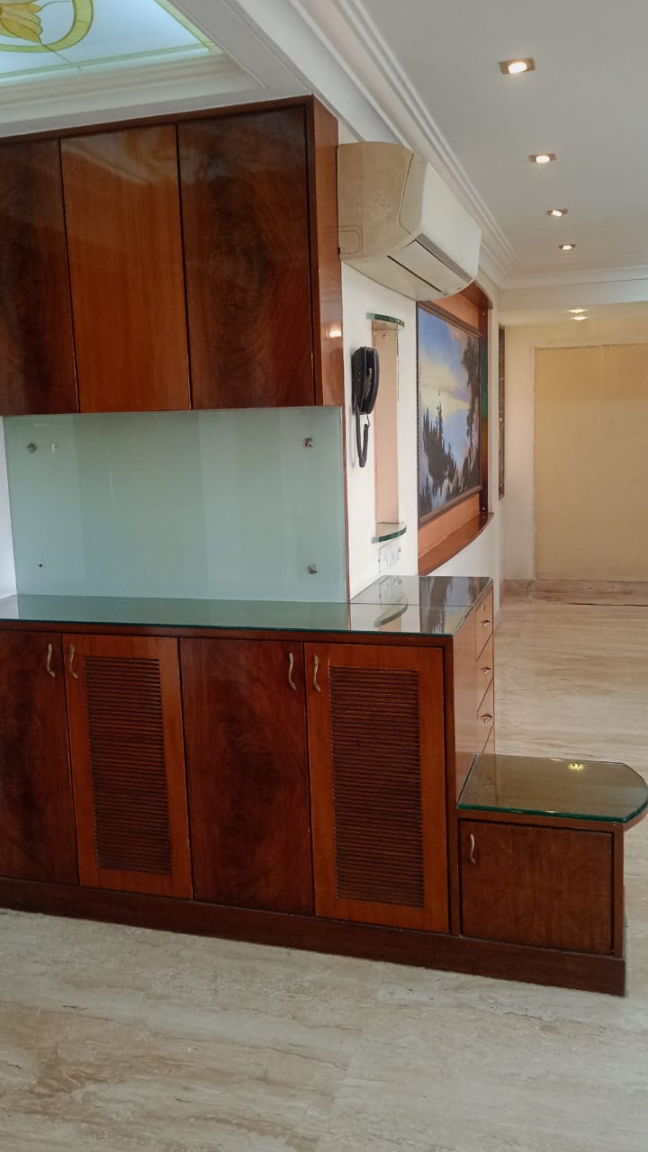 4 BHK Flats on Rent in Dosti Elite, Sion