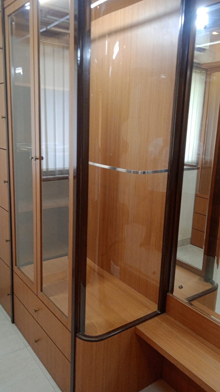 7 - Dosti Elite, Sion