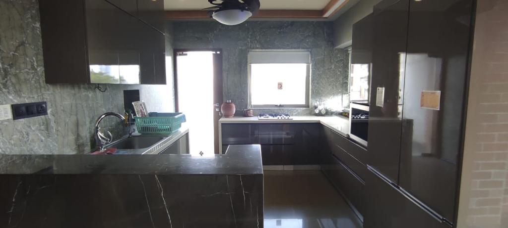 11 - Libra Tower, Bandra West