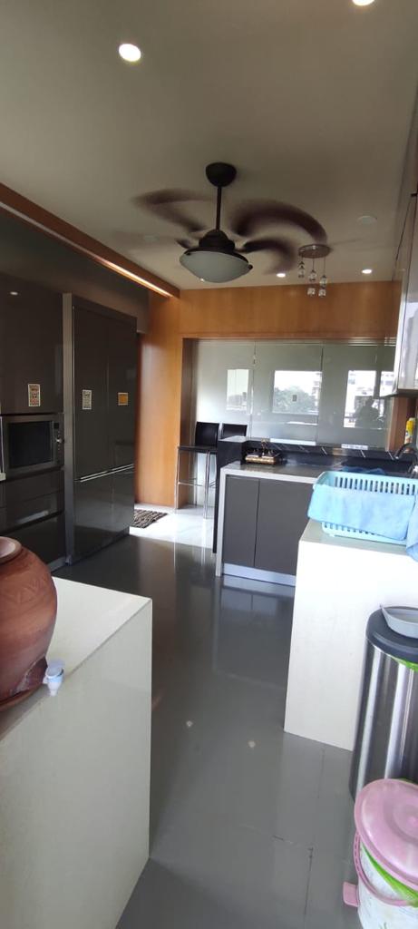 28 - Libra Tower, Bandra West