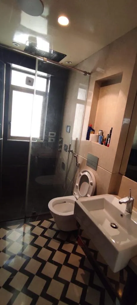 3 BHK Flats for Sale in Libra Tower, Bandra West