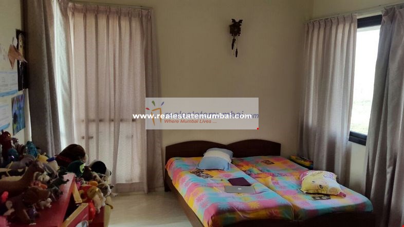 Master Bedroom - Kalpataru Horizon, Worli