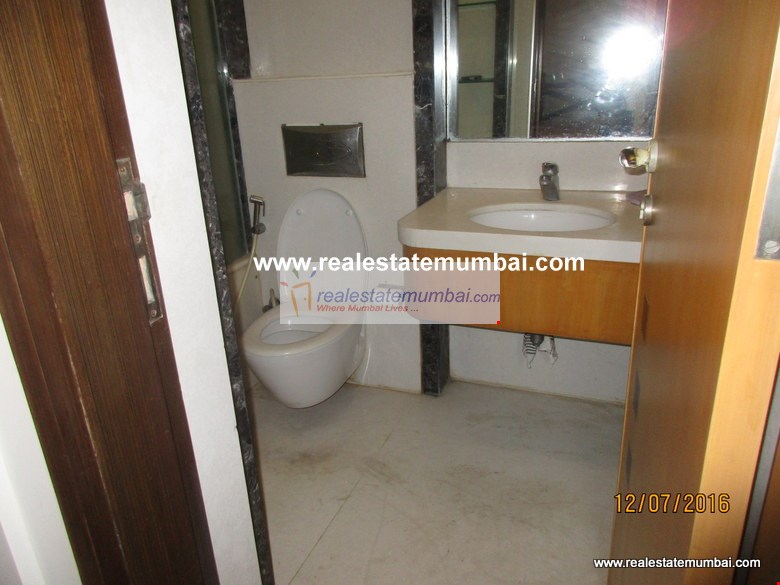 Bathroom 32 - Amogh, Juhu