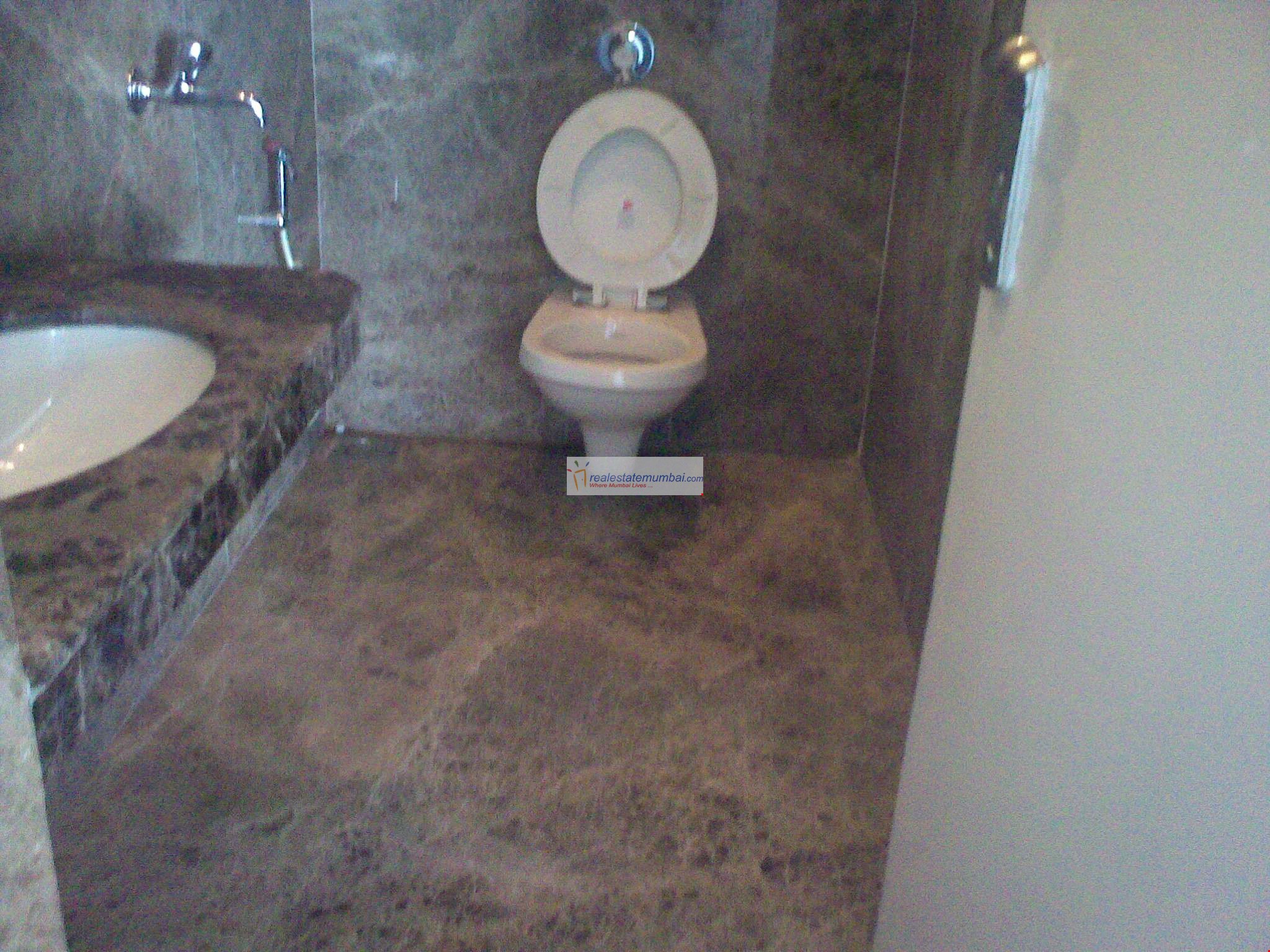 Master Bathroom - Kalpataru Horizon, Worli