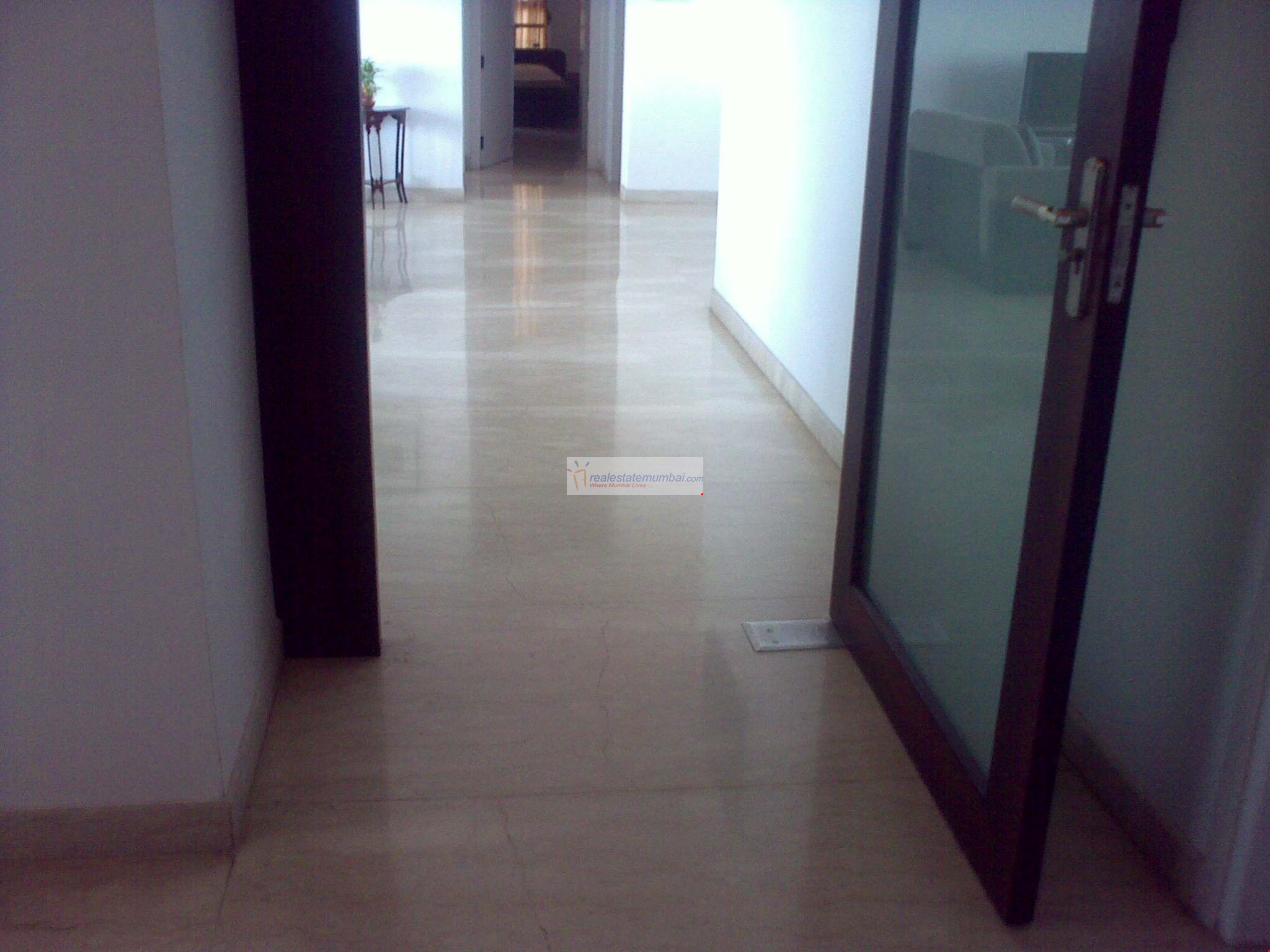 Utility Space - Kalpataru Horizon, Worli