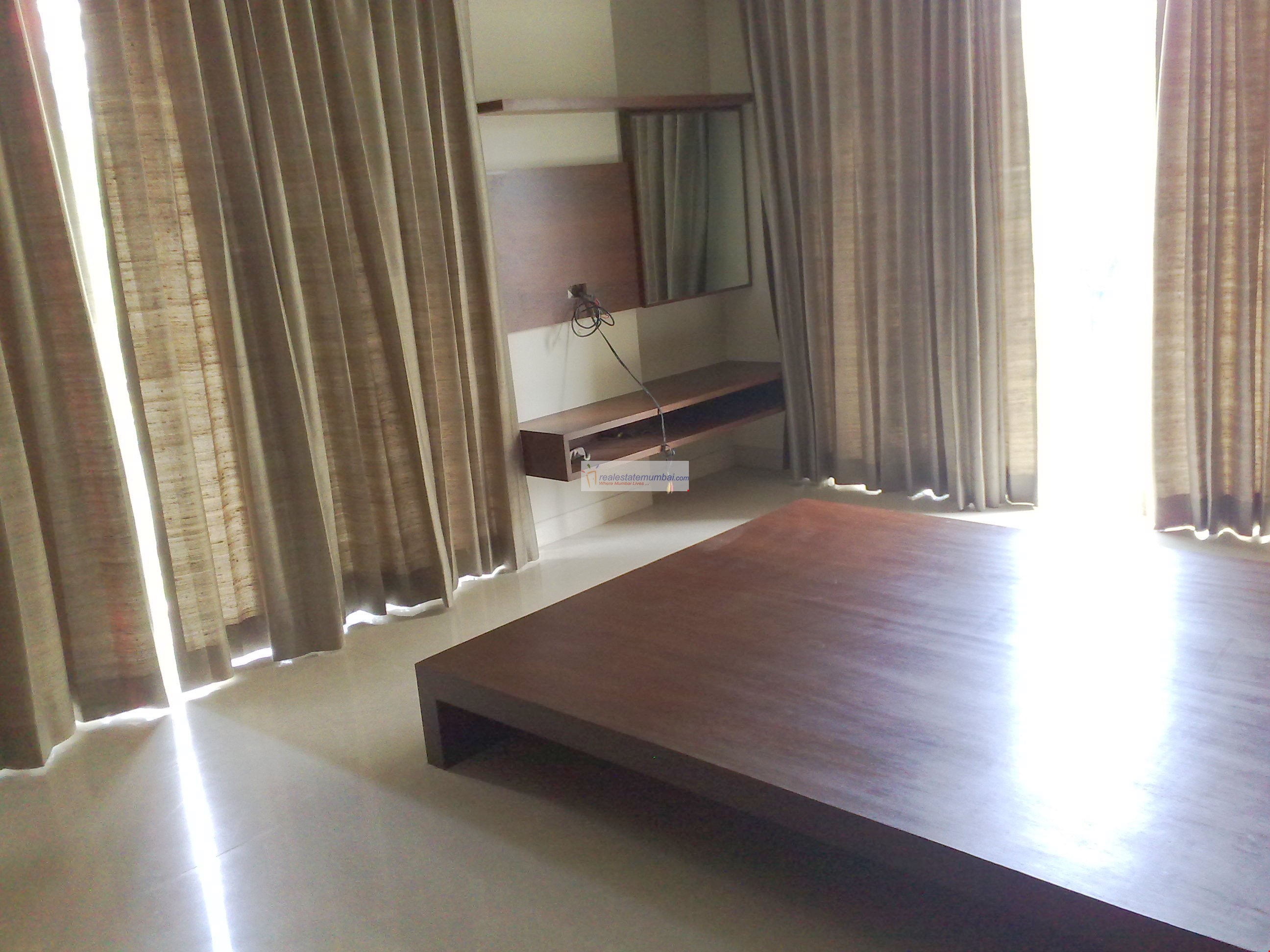 Master Bedroom - Tuscany, Khar West