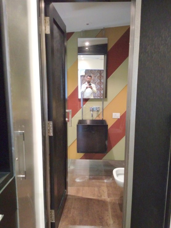 Bathroom 3 - United Classic, Bandra West