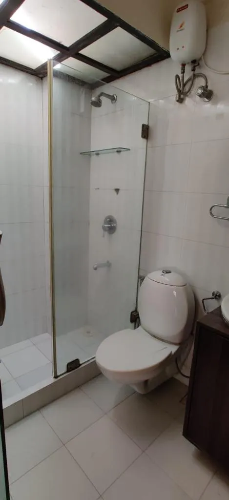 1 BHK Hormuzd for Rent in Bandra West