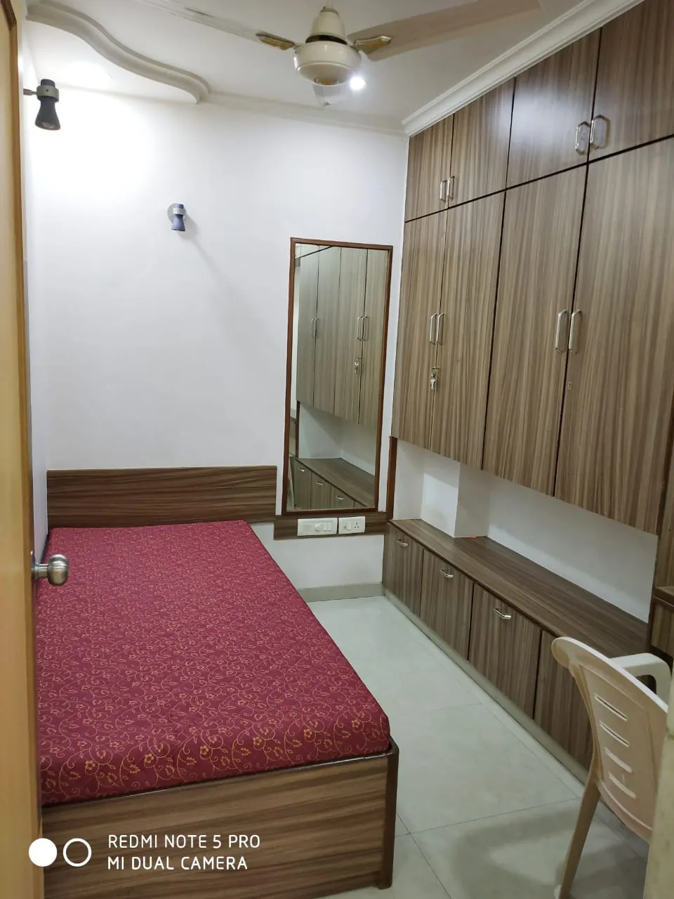 2 BHK Flats on Rent in sahil building, Bandra West