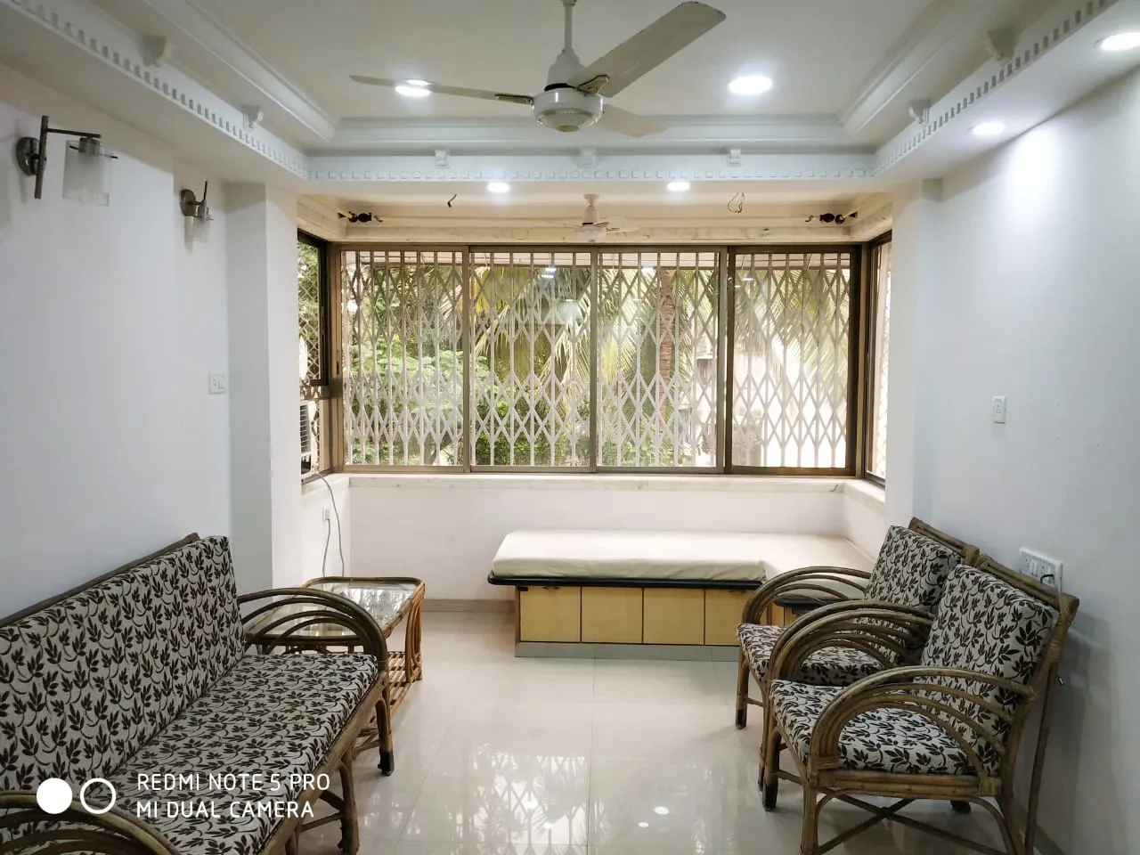 2 BHK Flats on Rent in sahil building, Bandra West
