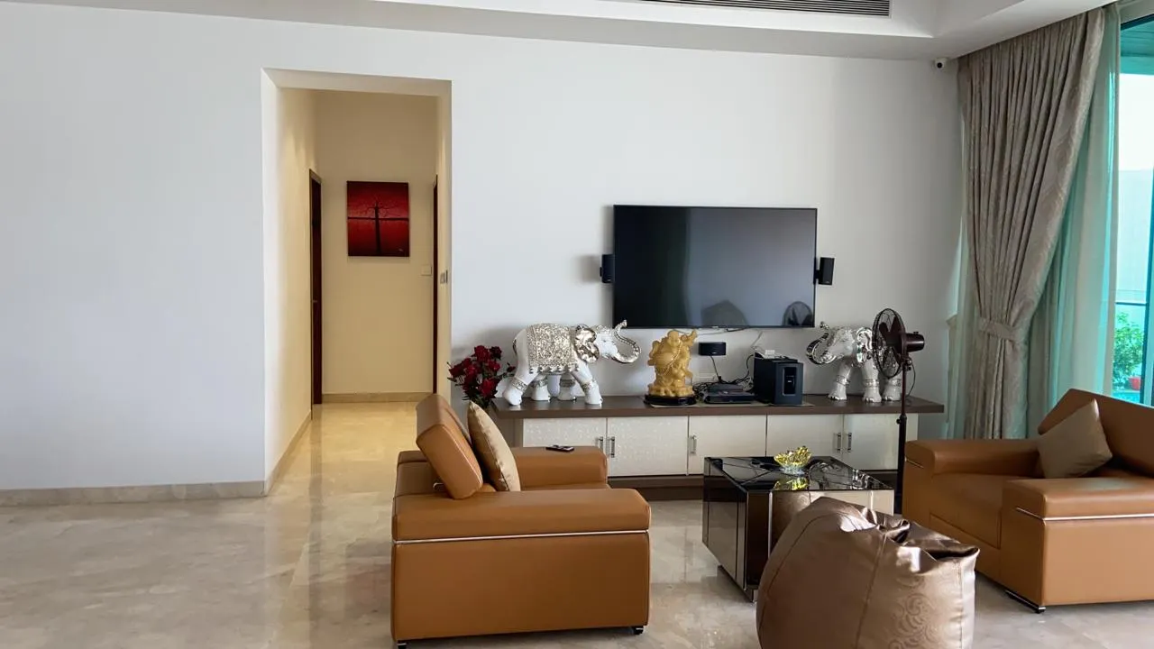 5 BHK Flats on Rent in One Avighna Park, Lower Parel
