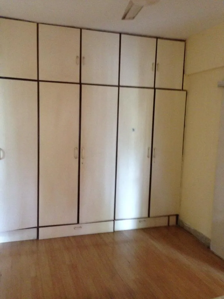 3 BHK Flats on Rent in Oyster Shell II, Juhu