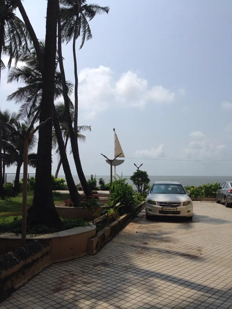 3 BHK Flats on Rent in Oyster Shell II, Juhu