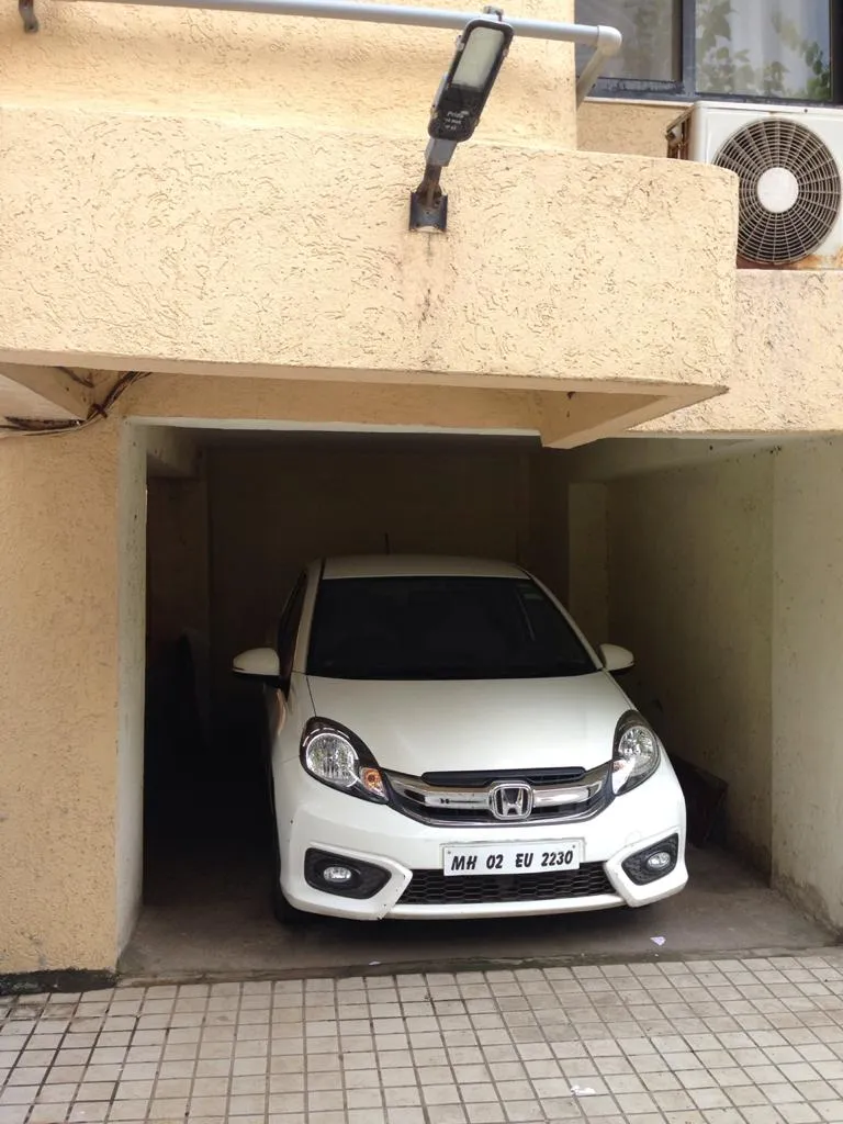 3 BHK Flats on Rent in Oyster Shell II, Juhu